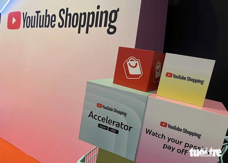 Với YouTube Shopping, Alphabet và Shopee sẽ cạnh tranh với TikTok - Ảnh: N.BÌNH