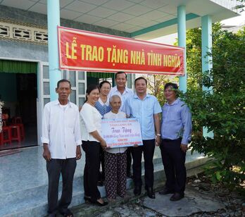 Tân Trụ: Bàn giao 3 căn nhà tình nghĩa tại xã Đức Tân