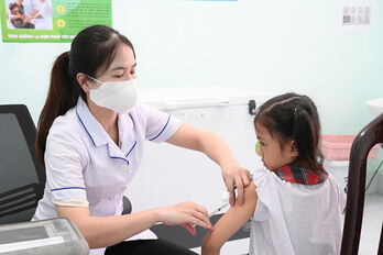 Rà soát và tăng cường triển khai tiêm bổ sung vắc-xin phòng, chống bệnh sởi - rubella