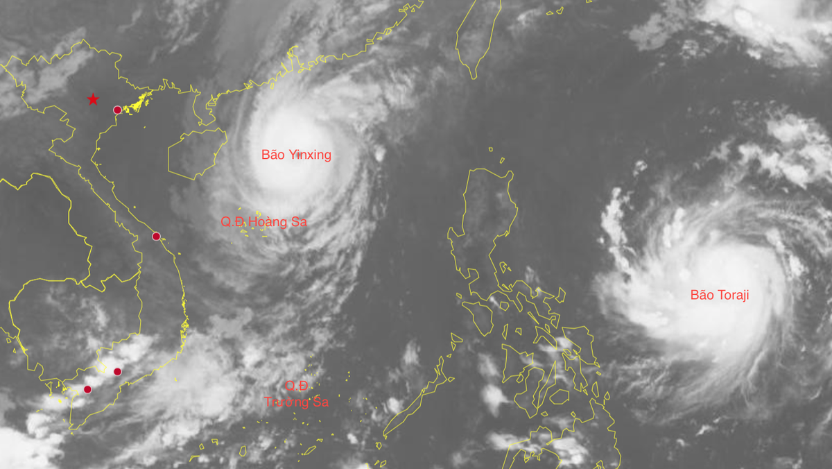 Ảnh mây vệ tinh bão Yinxing và bão Toraji chiều 9/11 - Ảnh: NCHMF