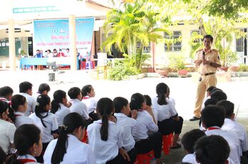 Cùng hành động bảo đảm an toàn giao thông