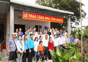 Trung tâm Trợ giúp pháp lý nhà nước TP.HCM thực hiện công tác xã hội tại huyện Tân Trụ