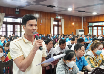 Lắng nghe công nhân, lao động