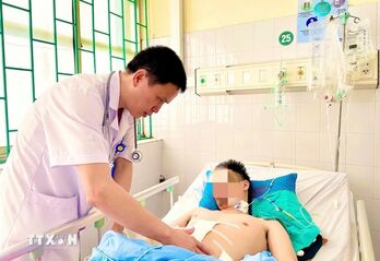 Phối hợp nhiều chuyên khoa cứu sống bệnh nhân bị sốc mất máu