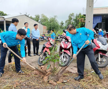 Công đoàn tham gia xây dựng nông thôn mới