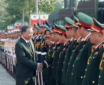 Party chief attends 80th celebration of Vietnam People’s Army