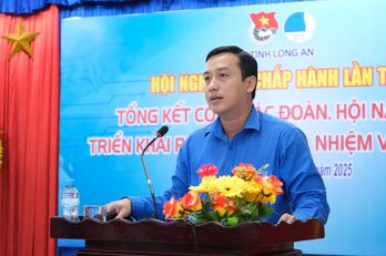 'Tuổi trẻ Long An tự hào, vững tin theo Đảng'