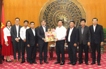 La Vie Company Limited and University of Social Sciences and Humanities in Ho Chi Minh City pay a courtesy visit to Long An Provincial People's Committee