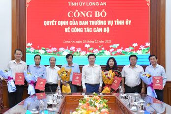 Ban Thường vụ Tỉnh ủy công bố quyết định về công tác cán bộ