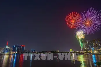 HCM City sets to host 7 firework displays on National Reunification Day