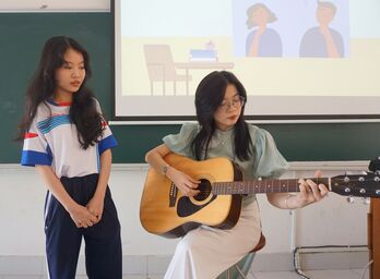 Gen Z nuôi dưỡng đam mê bục giảng