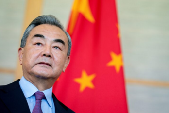 Trung Quốc kêu gọi châu Âu hợp tác chống lại thuế quan của ông Trump